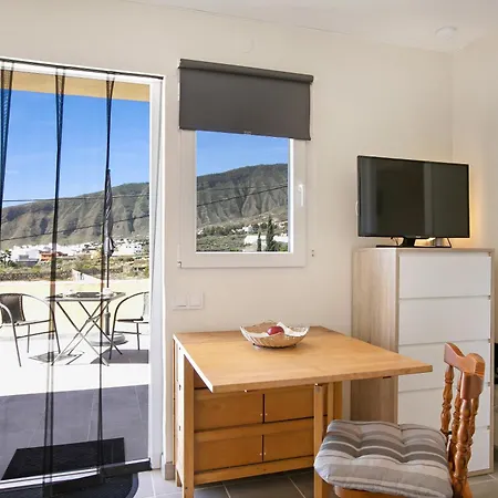 Arafo Apartment *